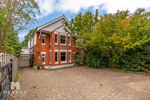 Photo 10- click for photo gallery